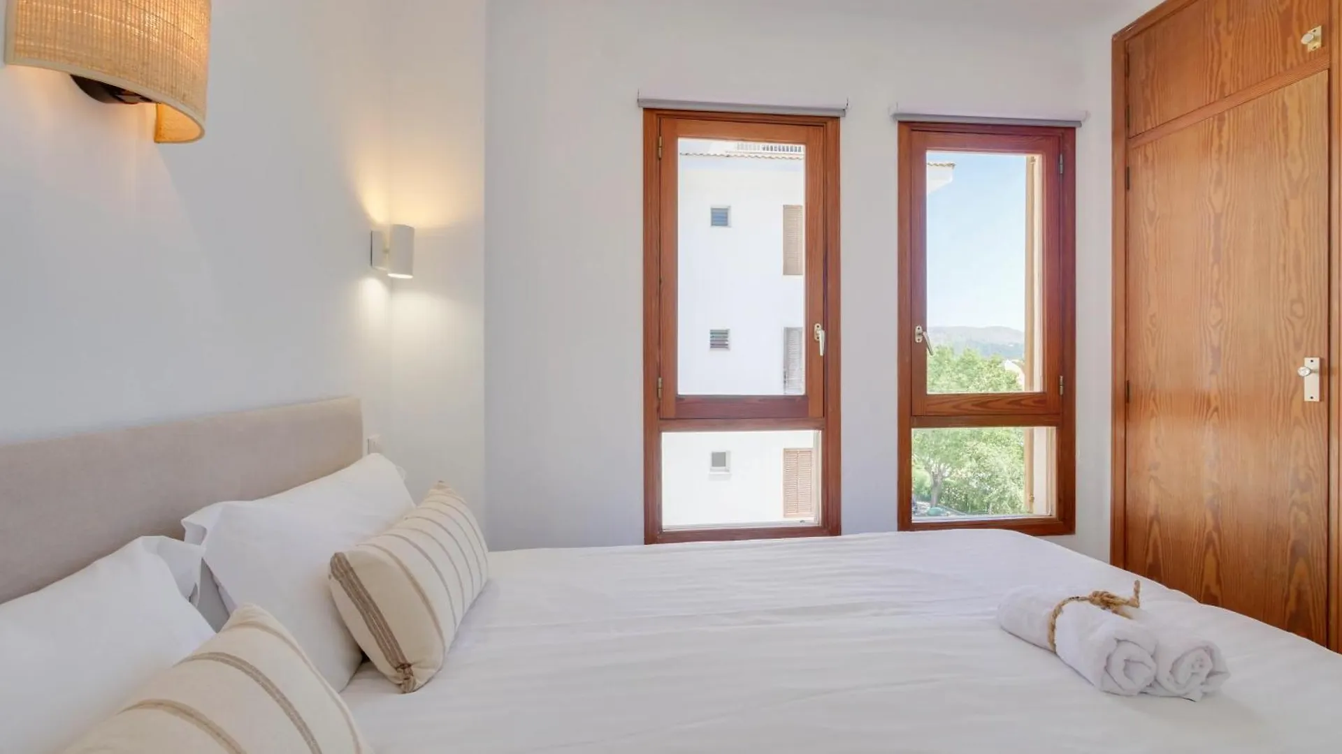 Apartman Moderne Ferienwohnung Direkt Am Strand Alcudia Spanyolország